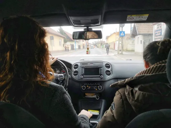 Cunoaşteţi bătrâni care trebuie ajutaţi? „Ajutaţi-ne să ajungem la ei”