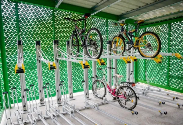 Parcările pentru biciclete din municipiul Brașov nu vor fi gratuite. Primăria propune o taxă de 60 de lei pe an