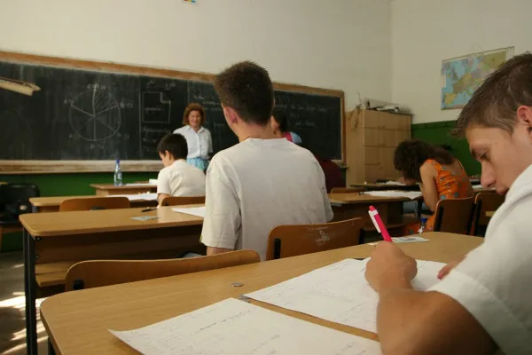 Simularea la proba obligatorie a profilului, mai grea decât probele anterioare