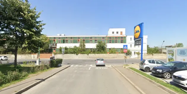 Mai multe străzi cu „obligatoriu la dreapta” în Uzina 2