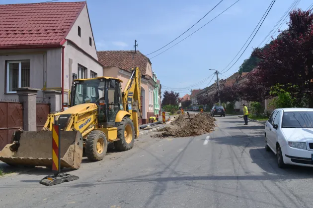 Reţelele de apă şi canalizare din Făgăraş, Mândra, Beclean, Recea, Voila şi Lisa intră în modernizare