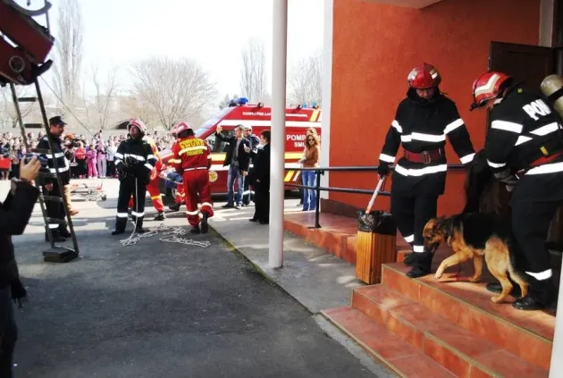 Exerciţii de cutremur în fiecare unitate şcolară din judeţ, în următoarea perioadă 