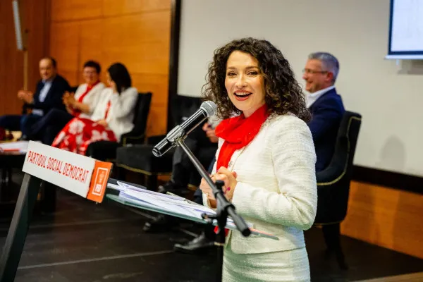 Ioana Henegar, aleasă preşedinte a social-democratelor din municipiul Braşov