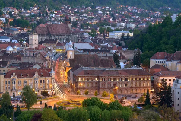 Ratingul Brașovului, îmbunătățit de Agenția Fitch. Anul trecut, orașul a făcut față crizei energetice