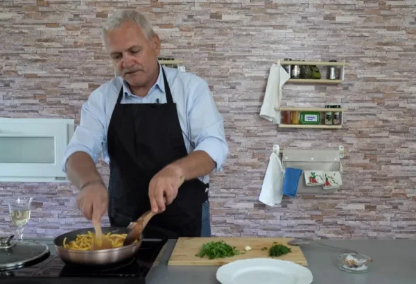 Noul Dragnea ne dă lecţii de bucătăreală
