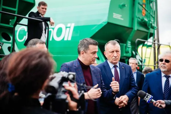 După 20 de ani, trenuri noi
