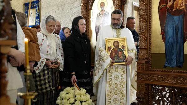 În a doua zi de Paşti, slujbă de sfinţire şi Liturghie arhierească la Hărman