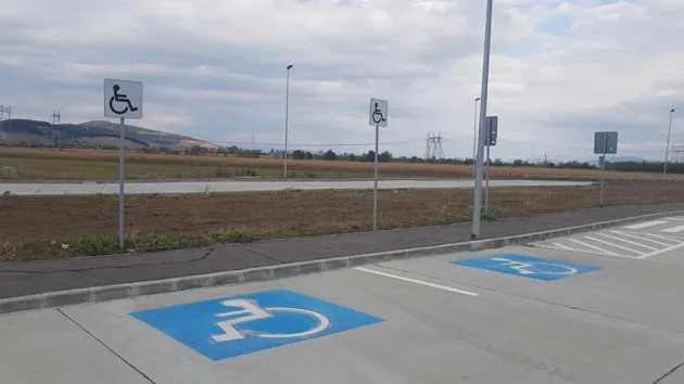 Rompetrol a concesionat parcările de pe centura Braşovului