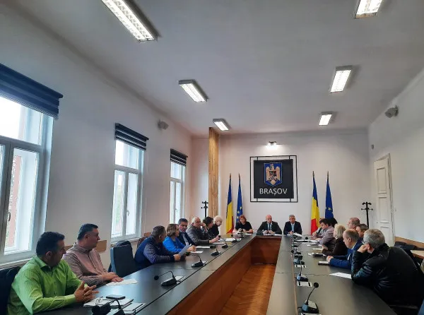 Azi, grevă japoneză la Direcţia de Statistică Braşov. Instituţia are probleme cu păstrarea salariaţilor
