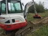 Au furat un excavator de la marginea satului