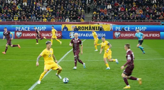 Victoriile cu Andorra şi Belarus, au urcat România şase locuri în clasament