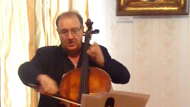 Anton Niculescu va concerta cu un Guarneri fabricat în anul 1709