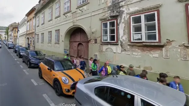 Reparaţiile capitale la un corp al Liceului Honterus, în pregătire de aproape cinci ani