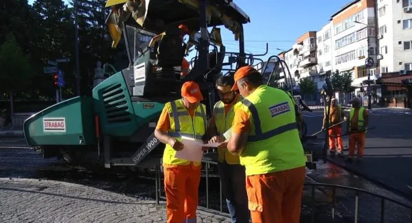 Austriecii de la Strabag blochează construcţia unui lot al Autostrăzii Sibiu-Făgăraş   