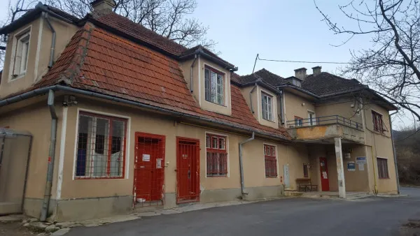 Consiliul Judeţean Braşov se pregăteşte să preia trei pavilioane de la Stejăriş