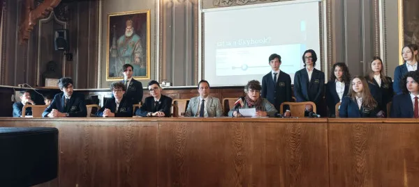 Bacalaureatul internaţional „de stat” se va da la Braşov. Taxă de 5.000 de euro pe an, sunt deja doritori din Japonia, Israel, Canada şi ţări europene care nu au acreditare pentru acest tip de examen