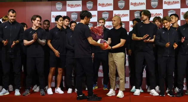 Andres Iniesta pleacă cu ochii în lacrimi de la Vissel Kobe