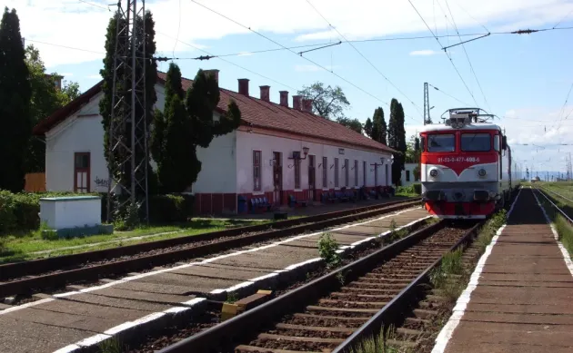 Călcată de tren, în gara Dârste