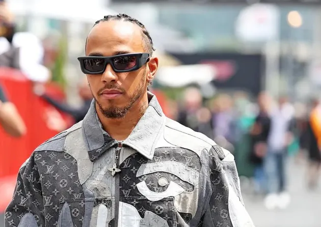 Ferrari, ofertă de 46 de milioane de euro pentru Lewis Hamilton