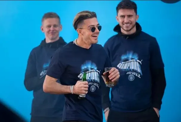 Jack Grealish nu s-a mai „trezit” din celebrarea victoriei în Ligă