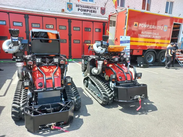 Roboţii de la ISU Braşov. Vor intra acolo unde pompierii nu o pot face