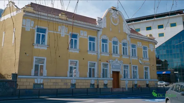 Reţeaua medicală Regina Maria preia procentul de control la clinicile stomatologice Dr. Leahu
