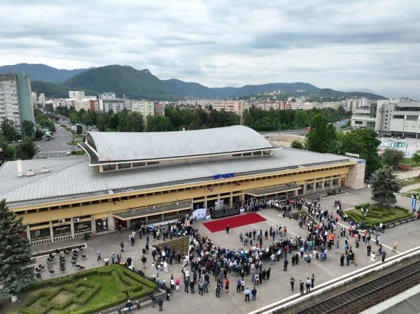 Primăria Braşov, dispusă să suporte o parte a lucrărilor la Gara Braşov