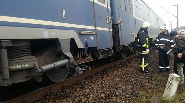 Codlea: 47 de ani, mort sub roţile trenului
