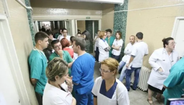 1 din 10 medici au aderat deja la acţiunea „Demisia din contractele de gărzi suplimentare”