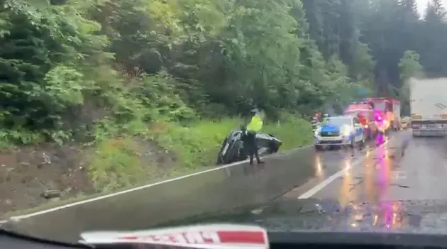DN1: „Parcat” în şanţ