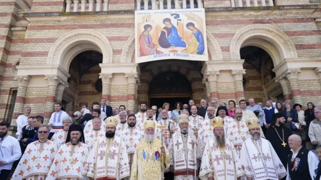 Cinci arhierei au liturghisit la hramul Catedralei Mitropolitane