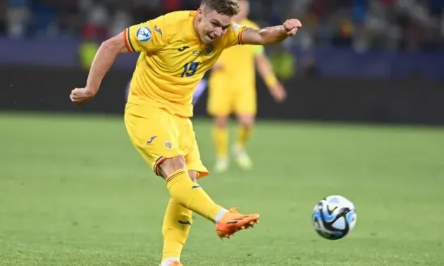 Fiorentina are nevoie de Louis Munteanu