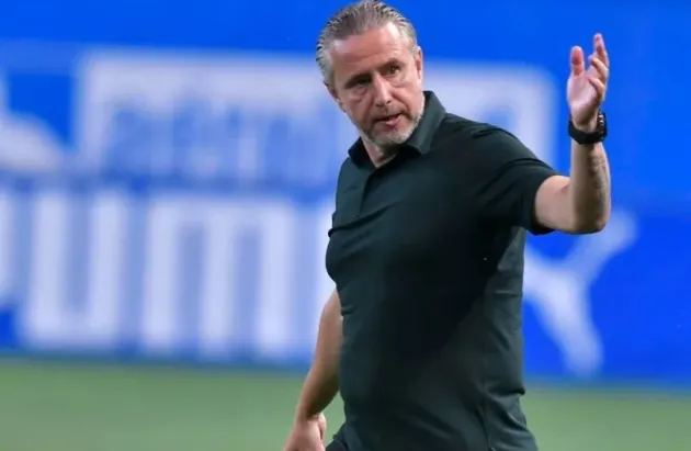 Laurenţiu Reghecampf negociază cu FC U Craiova 1948