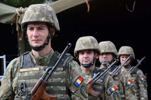 Recrutări masive în Armată