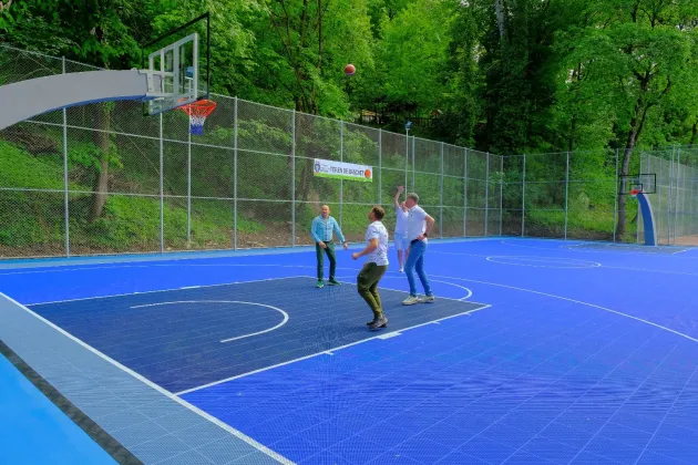 26 de terenuri de sport din Braşov, modernizate până la finalul lunii iulie 