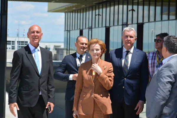 Casa Regală a României, în vizită la Aeroportul Internaţional Braşov – Ghimbav