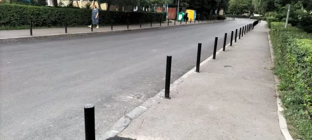 Dune pe Mociulschi, lacuri pe Constructorilor