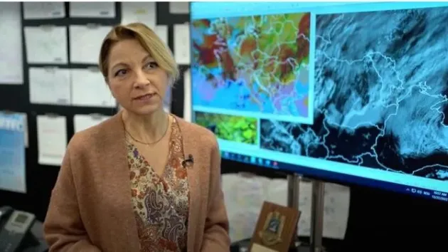 După caniculă, un val de aer rece va traversa România. Diferenţe de temperaturi de până la 15 grade Celsius