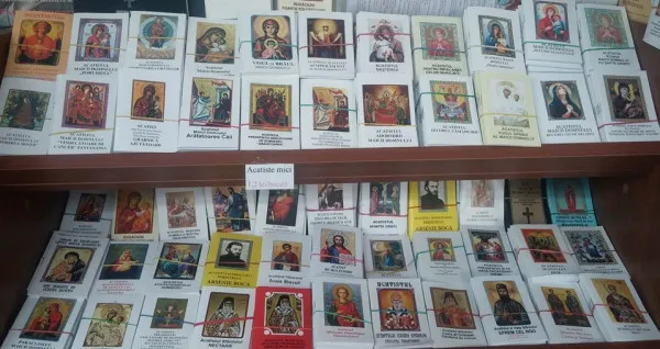 Acatiste pentru fiecare problemă cu care te confrunţi