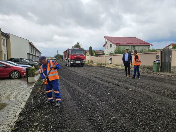 Testată la Sânpetru: asfaltarea semipermanentă  