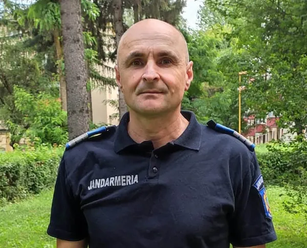 „Surdomuta” și jandarmul