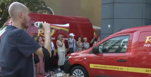 Protestul concedierilor la Poştă. Pleacă cei angajaţi pe „pile” şi cei aflaţi în conflict de interese, îi asigură conducerea