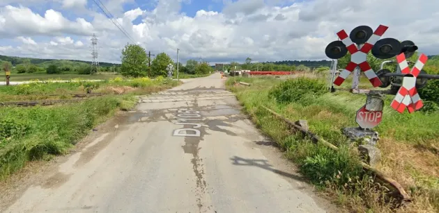 Regionala CFR Braşov va moderniza 20 de treceri la nivel cu linia ferată