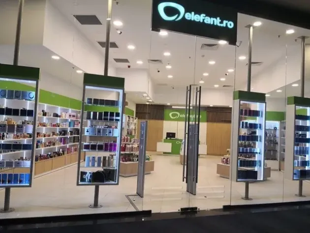 Braşovenii de la Magnolia au solicitat insolvenţa Elefant.ro