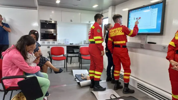 Caravana SMURD, prima oprire la Braşov