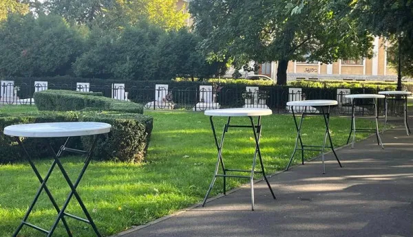 Cimitirul Eroilor, transformat în „sală de mese”
