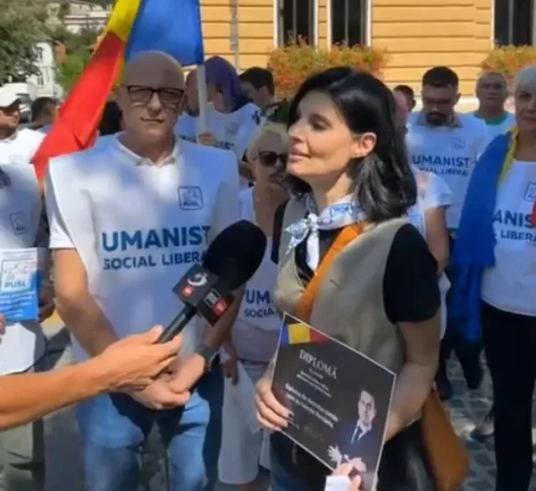 A venit „circul electoral”: Primarul Braşovului, „premiat” de Lavinia Şandru