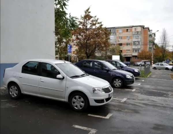 Tăiat cu maceta pentru un loc de parcare