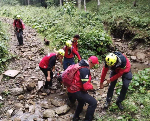 8 salvamontişti, alertă în  Bucegi