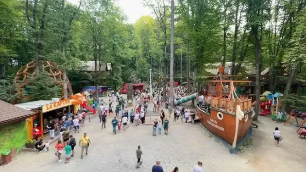 În tabără la Dino Parc Râşnov